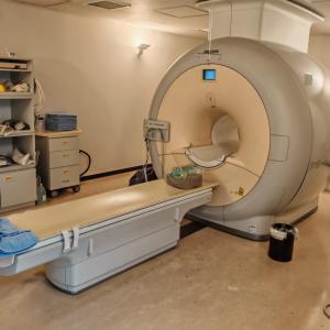 PHILIPS Achieva 1.5T