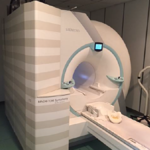 SIEMENS MAGNETOM Symphony 1.5T 2011